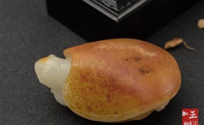 和田玉山料和籽料区别图片 总结山料和籽料究竟有何不同