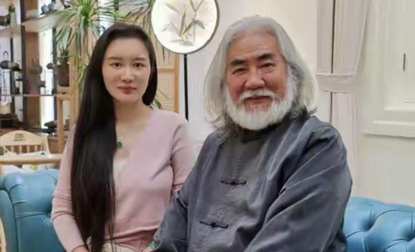 导演张纪中有几个孩子