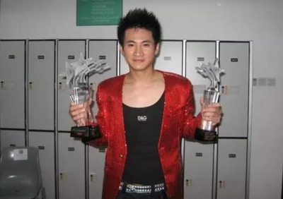 歌手海鸣威是怎么出道的 海鸣威是一个被姓名压着却没火