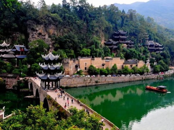 云南红河州旅游景点有哪些