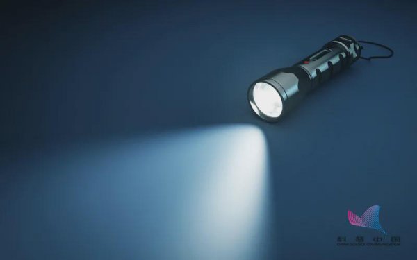 怎么判断酒店有没有隐藏摄像头