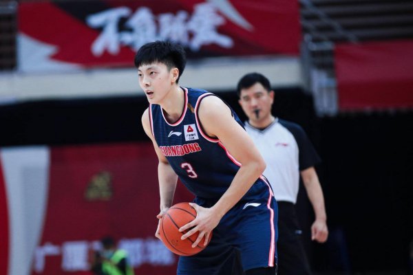 胡明轩个人简历