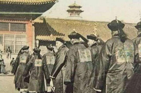 中国人口最少的姓氏