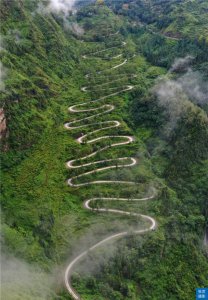 二十四道拐在贵州哪里 贵州晴隆二十四道拐简单介绍