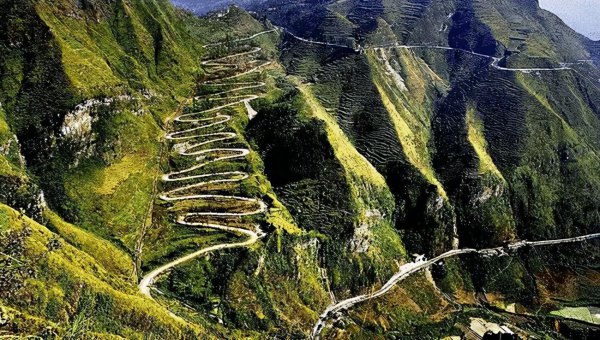 二十四道拐在贵州哪里