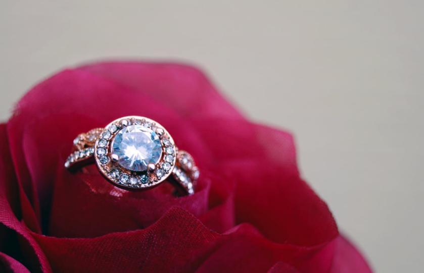 五大宝石是哪五种