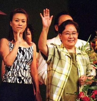 歌手那英个人资料简介及简历