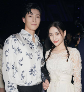 何超莲个人资料简介 为什么有人说何超莲配不上窦骁