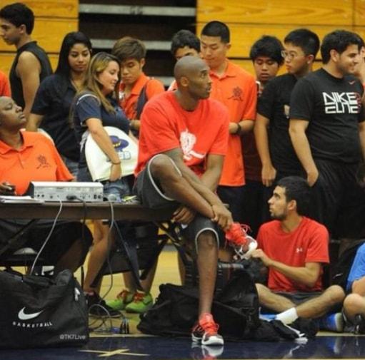 篮球明星科比是几号球衣