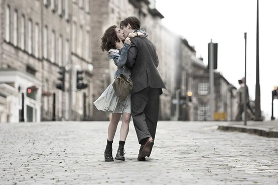 适合热恋情侣看的电影