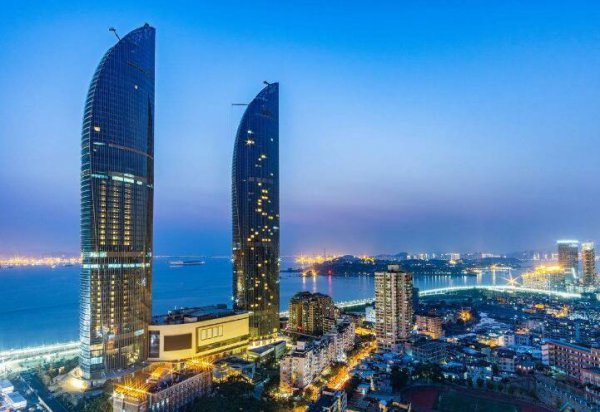 双子塔是哪个城市的标志性建筑