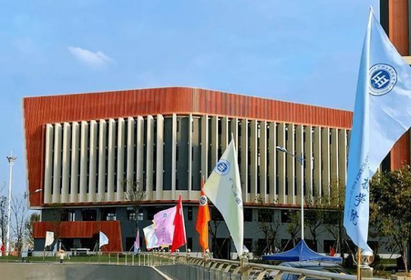 广州应用科技学院是几本