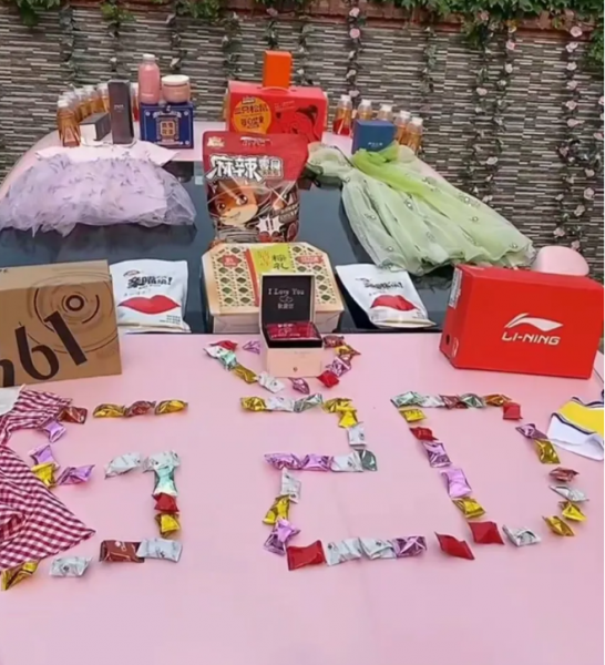 谢孟伟妻子叫啥名字