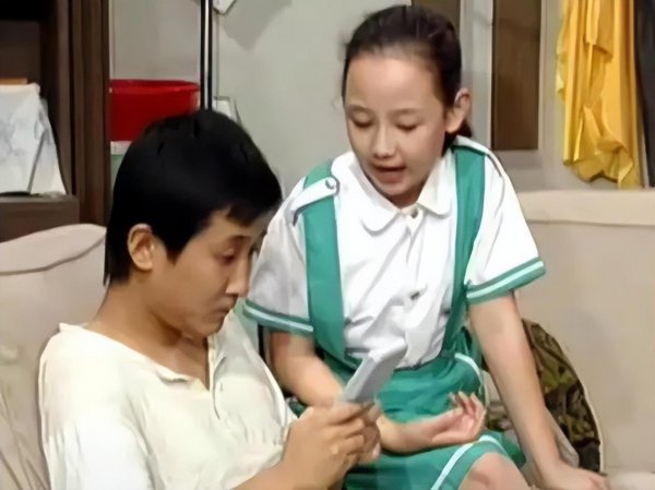 演员关凌个人资料简介