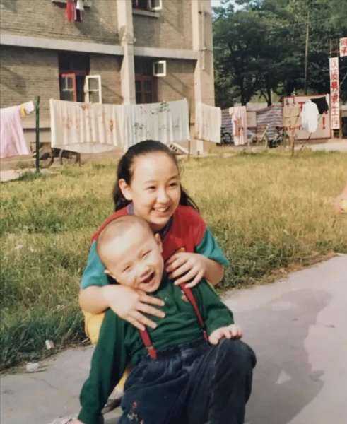 演员关凌个人资料简介