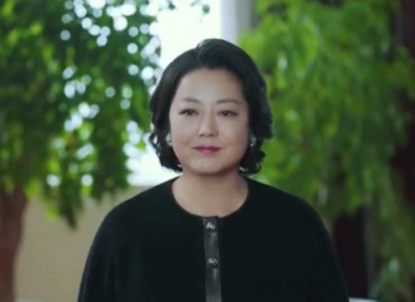 演员王茜华结过几次婚