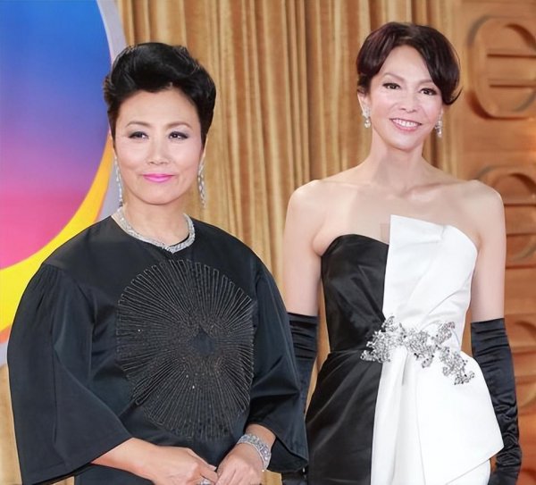 艺人郑裕玲个人资料年龄