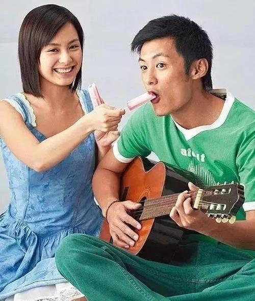 女演员钟欣桐资料简介