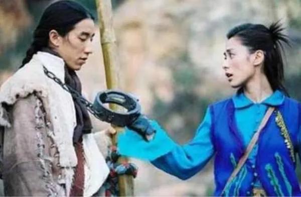 女演员钟欣桐资料简介