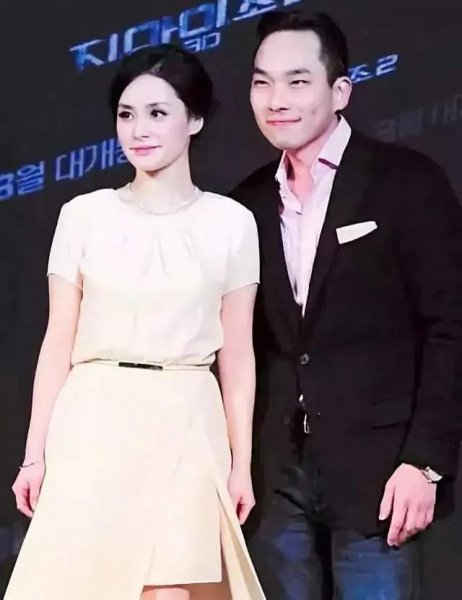 女演员钟欣桐资料简介