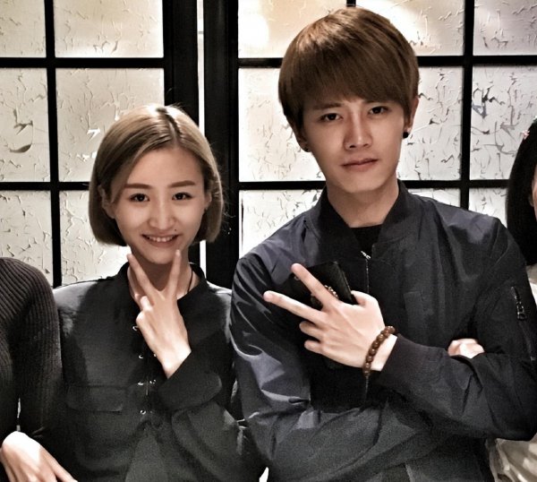 任嘉伦的老婆是哪一位