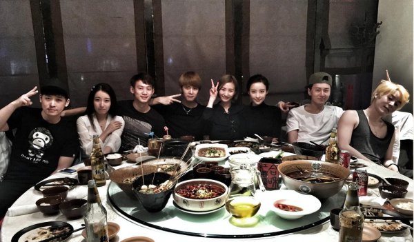 任嘉伦的老婆是哪一位