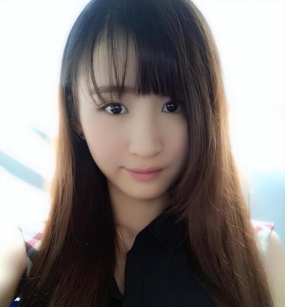 任嘉伦的老婆是哪一位