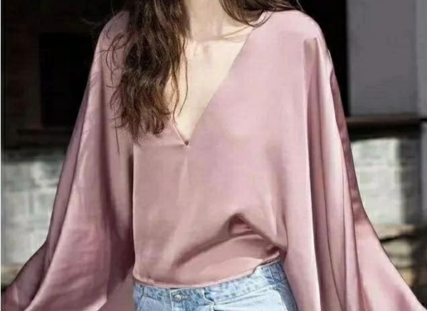 夏天穿什么材质的衣服凉快