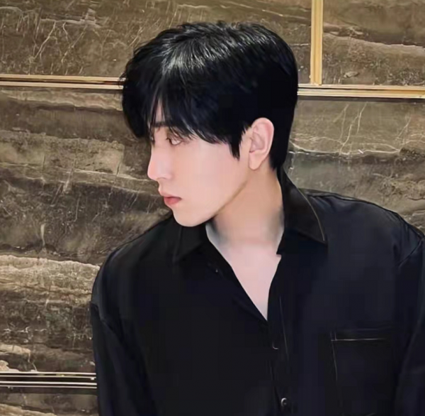 网红白冰做什么生意起家的