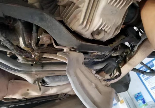 方向机漏油一定得换吗