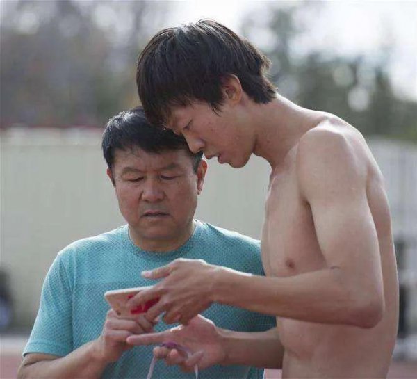 张国伟个人资料简介