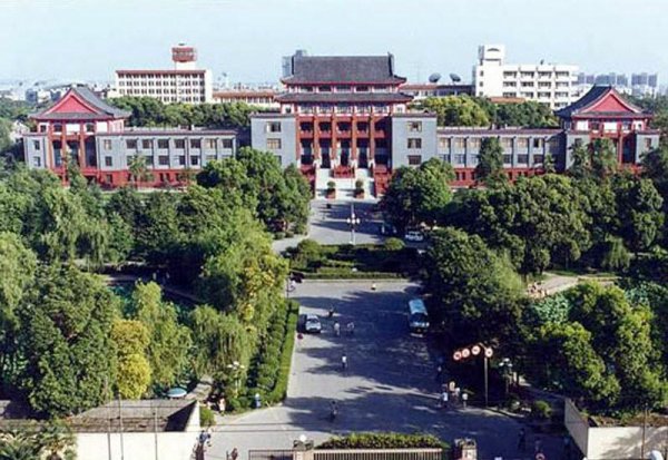 四川大学是985还是211院校