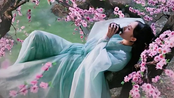 墨渊喜欢白浅吗