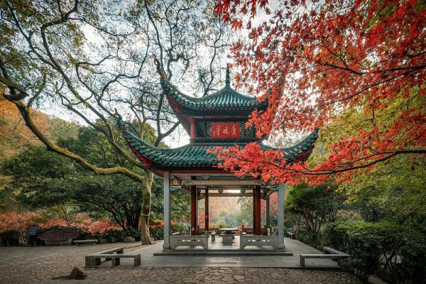 湖南长沙岳麓山的亭子叫什么