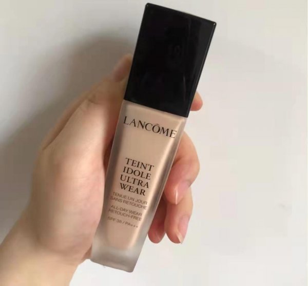 混油皮适合哪款粉底液