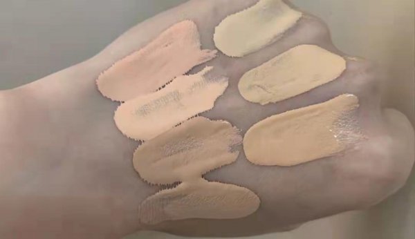 混油皮适合哪款粉底液