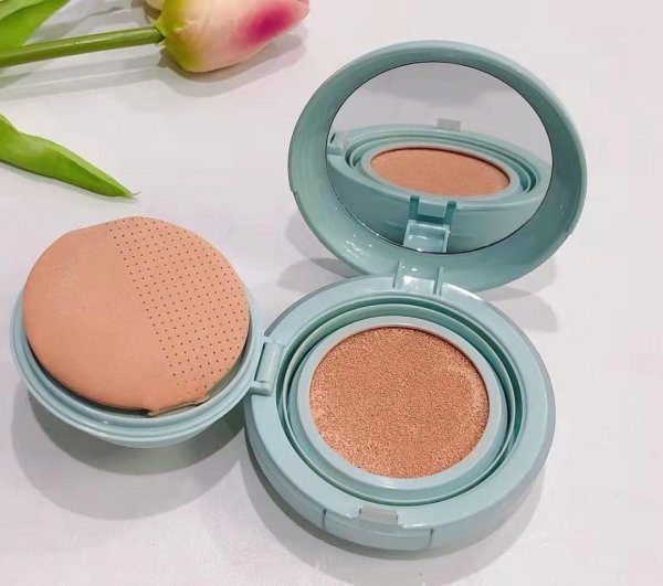 混油皮适合哪款粉底液