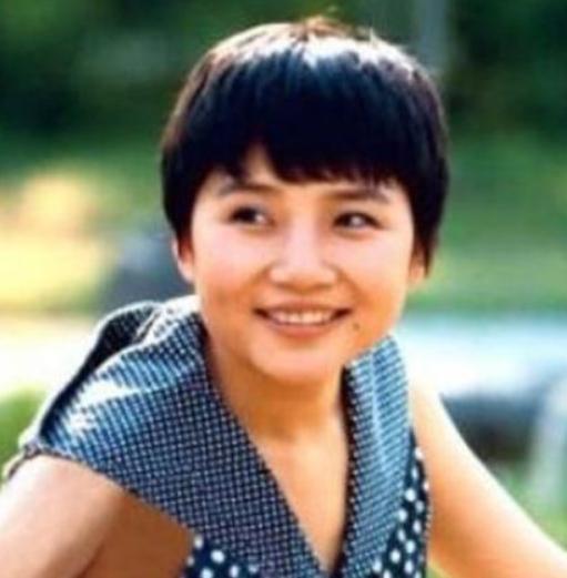 歌手李娜资料简介