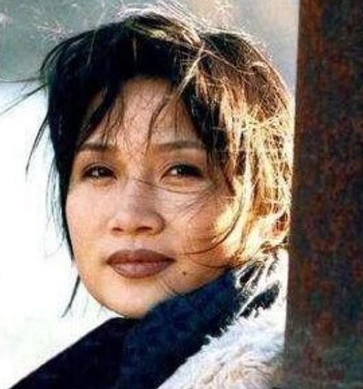 歌手李娜资料简介