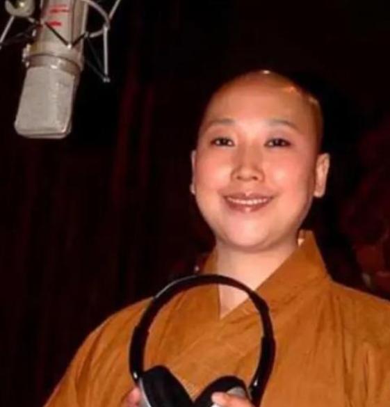 歌手李娜资料简介