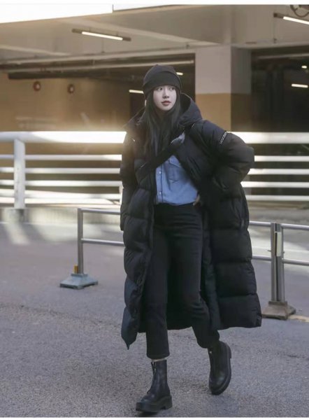 黑色袄配什么颜色裤子