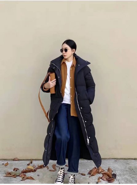 黑色袄配什么颜色裤子