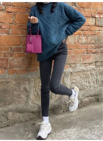 黑色袄配什么颜色裤子