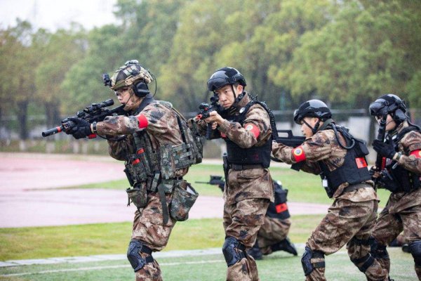 男孩子上军校的利弊是什么