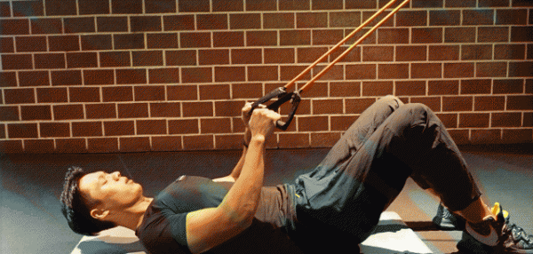 仰卧起坐一次做多少个最好