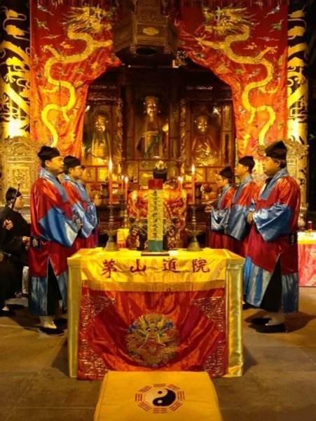 茅山道士真的会法术吗