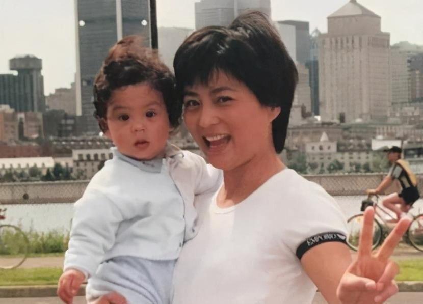 李玲玉的丈夫是谁