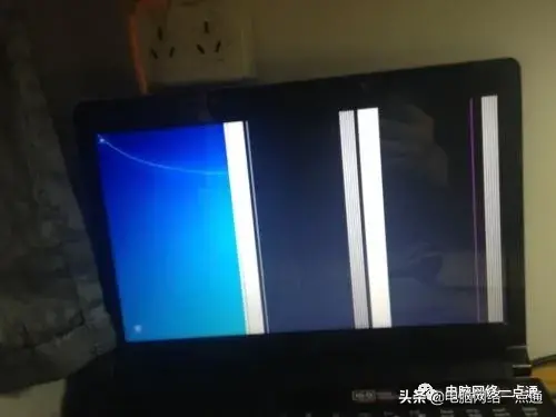 笔记本电脑屏幕闪烁不停怎么回事
