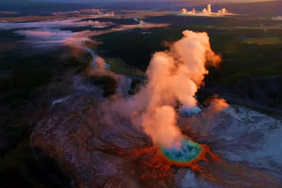 美国黄石公园旅游攻略