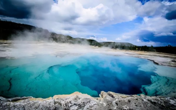 美国黄石公园旅游攻略